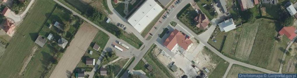 Zdjęcie satelitarne PaczkoPunkt InPost POP-CEM2