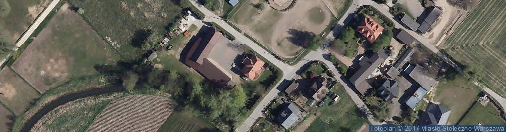 Zdjęcie satelitarne KJ Okrzeszyn, Stajnia u Biernackich