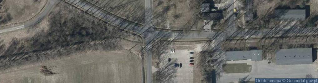 Zdjęcie satelitarne JW1131 1 eskadra lotnictwa taktycznego Warszawa