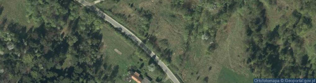 Zdjęcie satelitarne Chrystus Frasobliwy - kapliczka słupowa