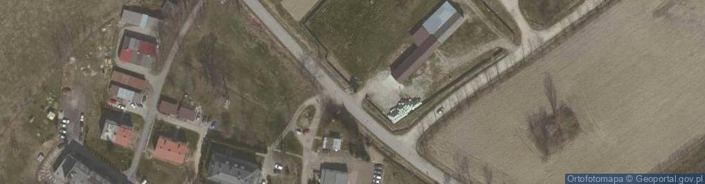 Zdjęcie satelitarne Drewniany krzyż