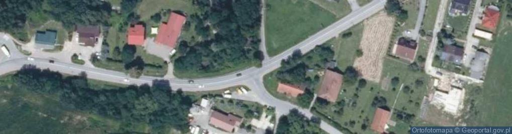 Zdjęcie satelitarne Drewniany krzyż