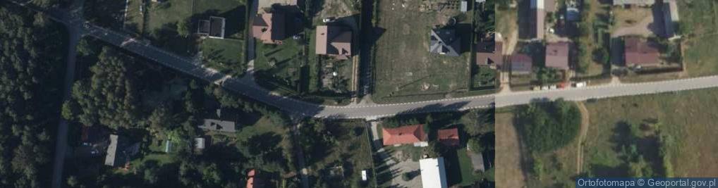 Zdjęcie satelitarne Drewniany krzyż