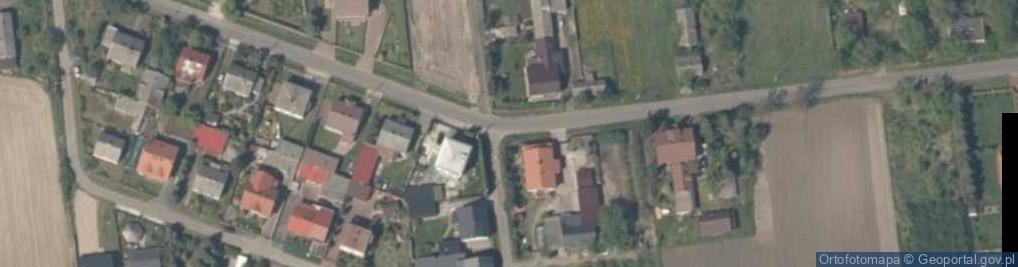 Zdjęcie satelitarne Drewniany krzyż