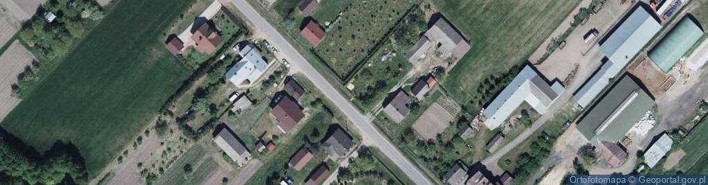Zdjęcie satelitarne Drewniany krzyż
