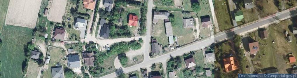 Zdjęcie satelitarne Drewniany krzyż