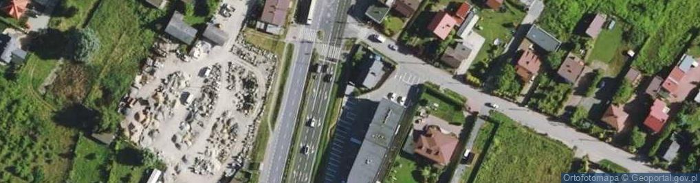 Zdjęcie satelitarne Drewniany krzyż