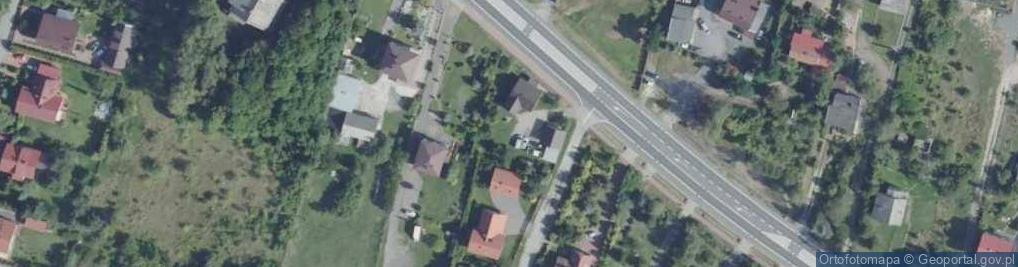 Zdjęcie satelitarne Drewniany krzyż