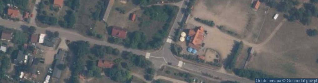 Zdjęcie satelitarne Drewniany krzyż