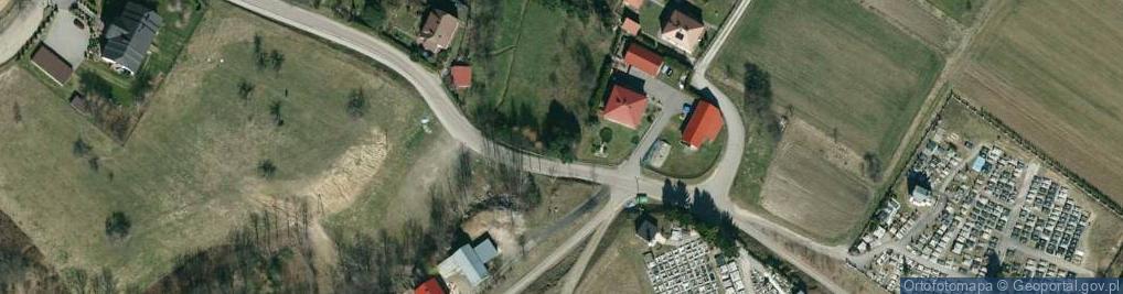 Zdjęcie satelitarne Kamienna kapliczka