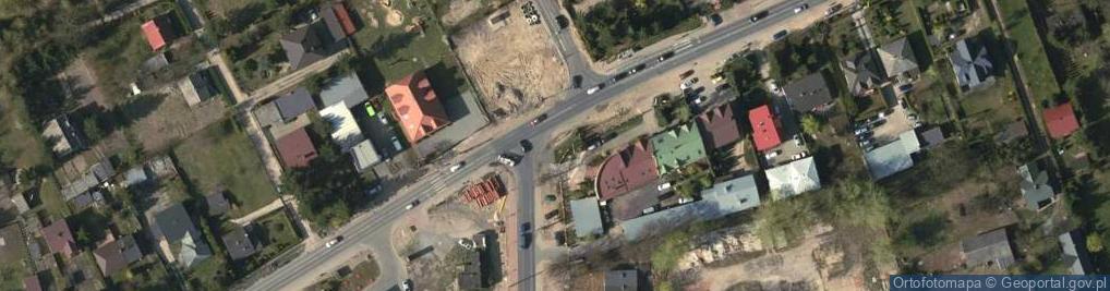Zdjęcie satelitarne Kapliczka, Figura Świętych, Krzyż
