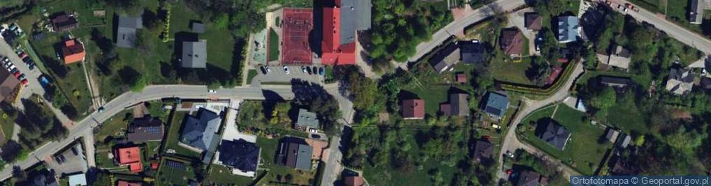 Zdjęcie satelitarne Kapliczka, Figura Świętych, Krzyż