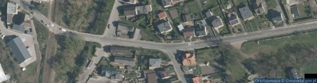 Zdjęcie satelitarne Kapliczka, Figura Świętych, Krzyż