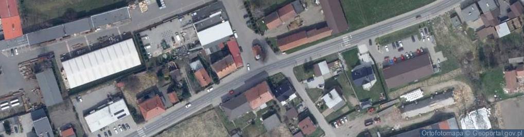 Zdjęcie satelitarne Kapliczka, Figura Świętych, Krzyż
