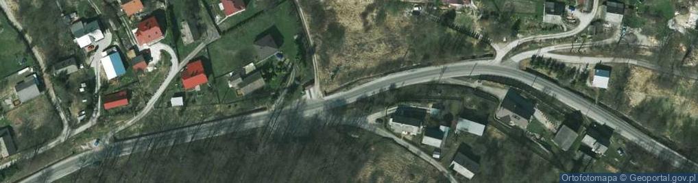 Zdjęcie satelitarne Kapliczka, Figura Świętych, Krzyż