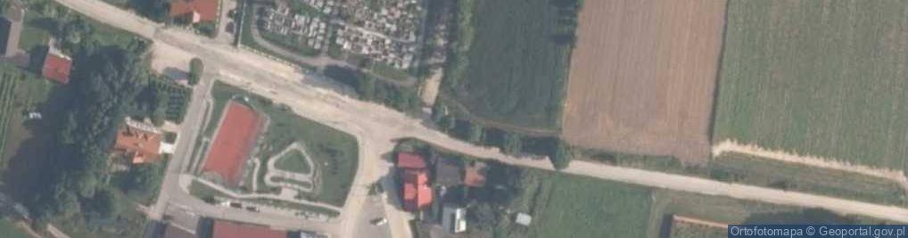 Zdjęcie satelitarne Kapliczka, Figura Świętych, Krzyż