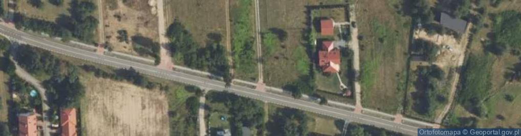 Zdjęcie satelitarne Kapliczka, Figura Świętych, Krzyż