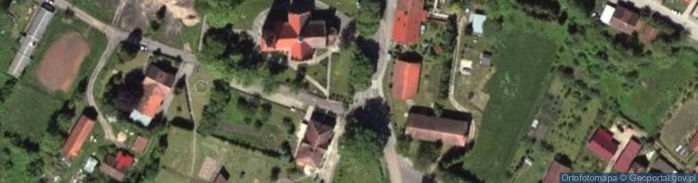 Zdjęcie satelitarne Kapliczka, Figura Świętych, Krzyż