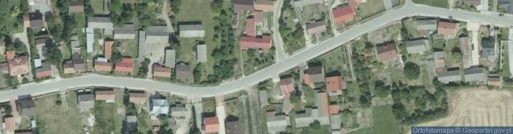 Zdjęcie satelitarne Kapliczka, Figura Świętych, Krzyż