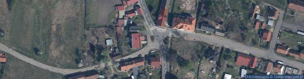 Zdjęcie satelitarne Kapliczka, Figura Świętych, Krzyż