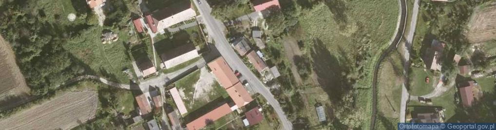 Zdjęcie satelitarne Kapliczka, Figura Świętych, Krzyż
