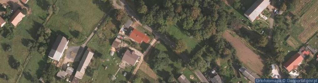 Zdjęcie satelitarne Kapliczka, Figura Świętych, Krzyż