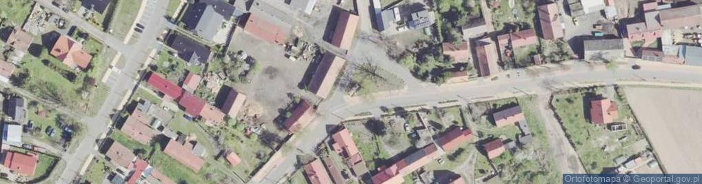 Zdjęcie satelitarne Kapliczka, Figura Świętych, Krzyż
