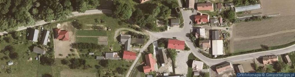 Zdjęcie satelitarne Kapliczka, Figura Świętych, Krzyż