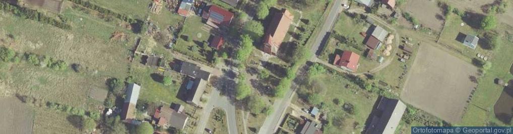 Zdjęcie satelitarne Kapliczka, Figura Świętych, Krzyż
