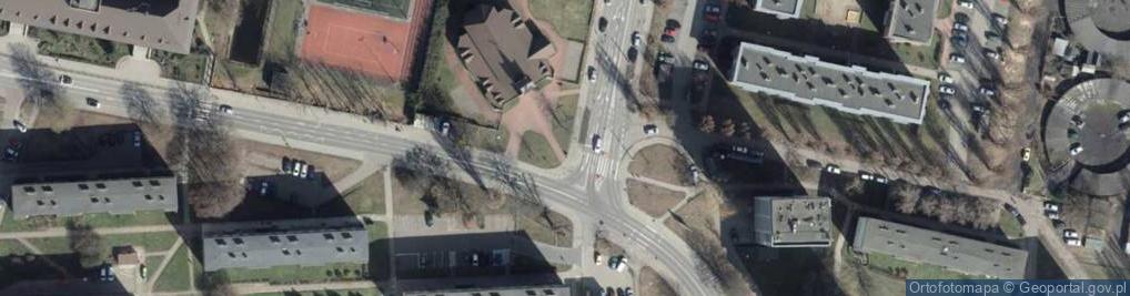 Zdjęcie satelitarne Kapliczka, Figura Świętych, Krzyż