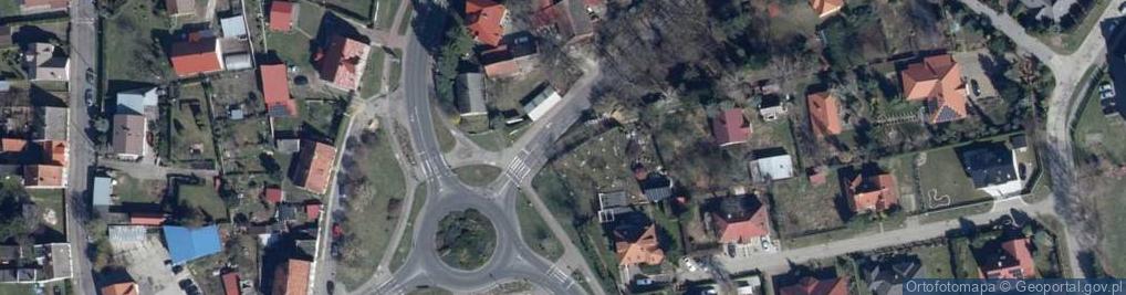 Zdjęcie satelitarne Kapliczka, Figura Świętych, Krzyż