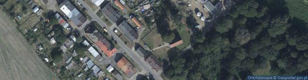 Zdjęcie satelitarne Kapliczka, Figura Świętych, Krzyż