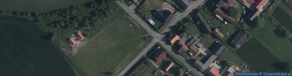 Zdjęcie satelitarne Kapliczka, Figura Świętych, Krzyż