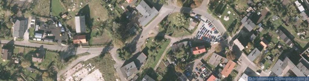 Zdjęcie satelitarne Kapliczka, Figura Świętych, Krzyż