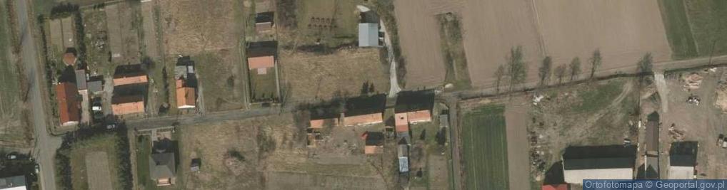 Zdjęcie satelitarne Kapliczka, Figura Świętych, Krzyż