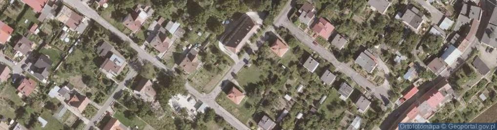 Zdjęcie satelitarne Kapliczka, Figura Świętych, Krzyż