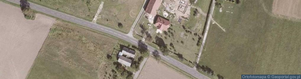 Zdjęcie satelitarne Kapliczka, Figura Świętych, Krzyż