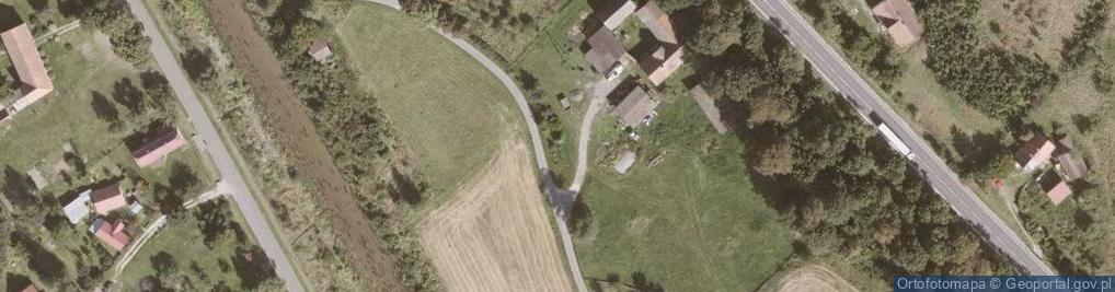 Zdjęcie satelitarne Kapliczka, Figura Świętych, Krzyż