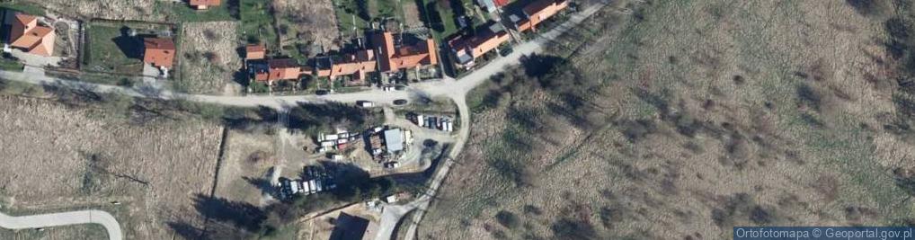 Zdjęcie satelitarne Kapliczka, Figura Świętych, Krzyż