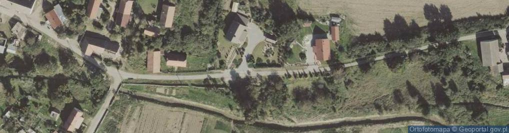 Zdjęcie satelitarne Kapliczka, Figura Świętych, Krzyż