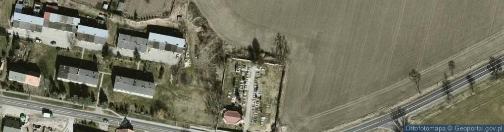 Zdjęcie satelitarne Kapliczka, Figura Świętych, Krzyż