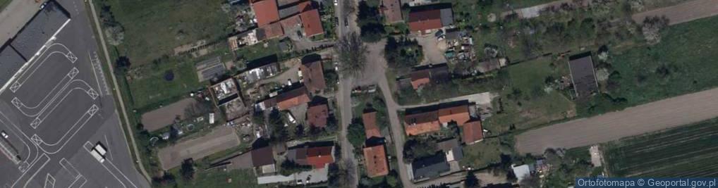 Zdjęcie satelitarne Kapliczka, Figura Świętych, Krzyż