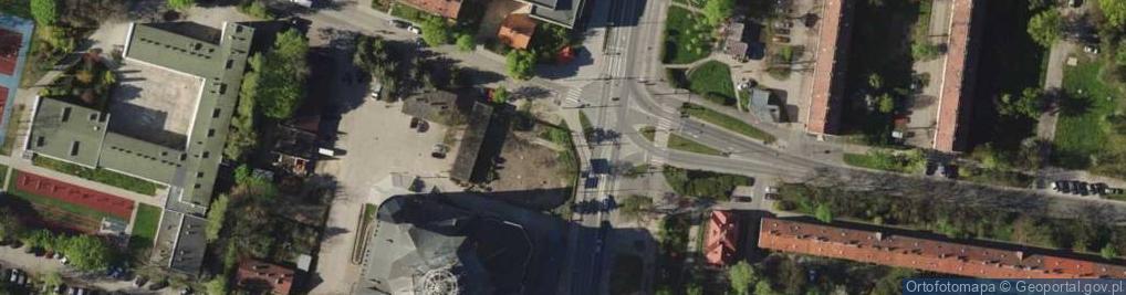 Zdjęcie satelitarne Kapliczka, Figura Świętych, Krzyż