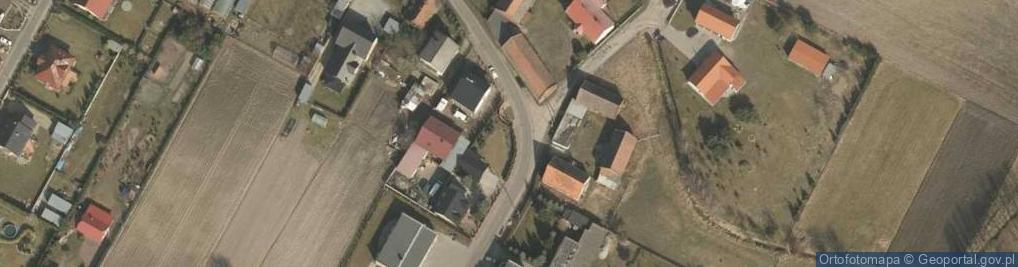 Zdjęcie satelitarne Kapliczka, Figura Świętych, Krzyż