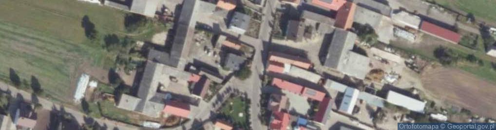 Zdjęcie satelitarne Kapliczka, Figura Świętych, Krzyż