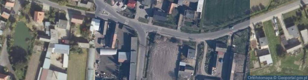 Zdjęcie satelitarne Kapliczka, Figura Świętych, Krzyż