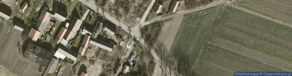 Zdjęcie satelitarne Kapliczka, Figura Świętych, Krzyż