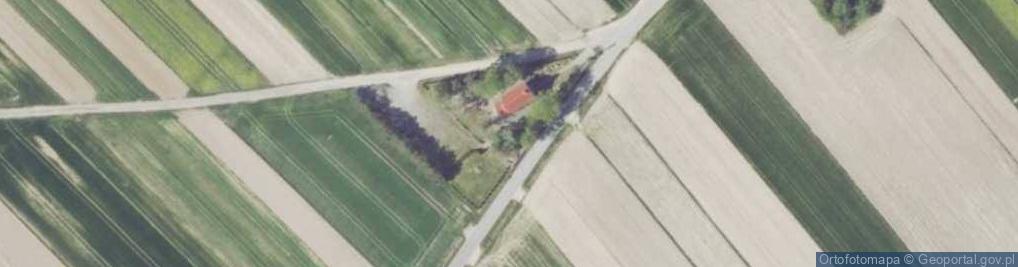 Zdjęcie satelitarne Kapliczka, Figura Świętych, Krzyż
