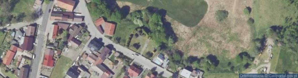 Zdjęcie satelitarne Kapliczka, Figura Świętych, Krzyż