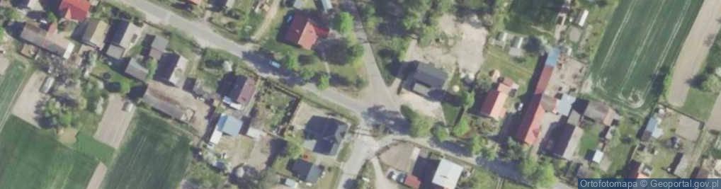 Zdjęcie satelitarne Kapliczka, Figura Świętych, Krzyż